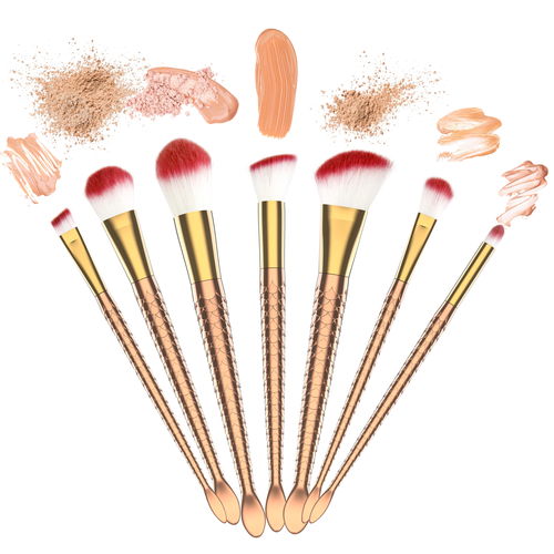 从化妆刷到聚光影像 揭秘电商美工的全流程视觉魔法